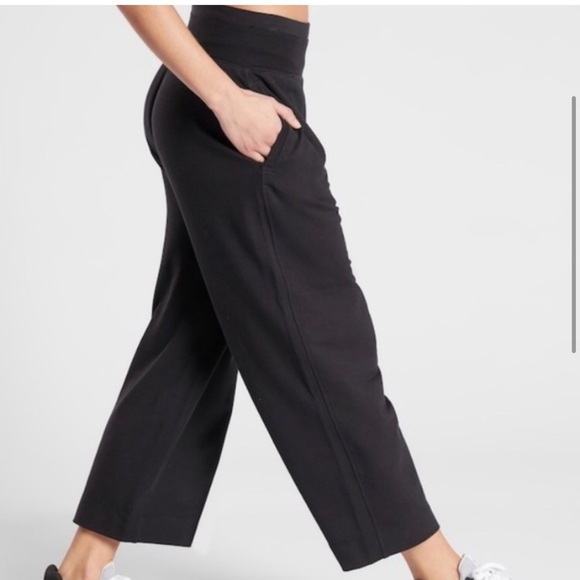 Athleta Free Flow Culotte - Picture 3 of 7